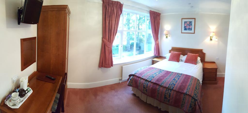 ניוברי The Pilgrim'S Guest House מראה חיצוני תמונה