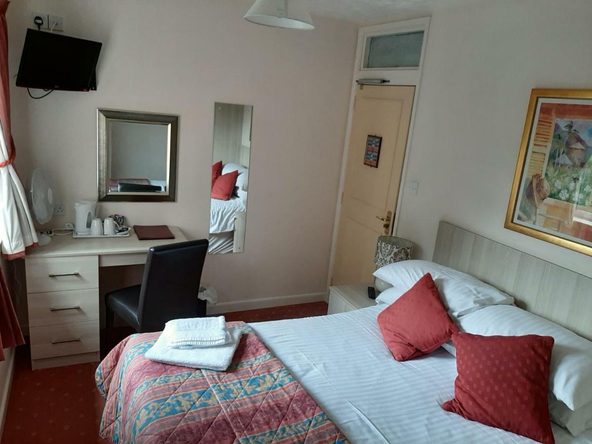 ניוברי The Pilgrim'S Guest House מראה חיצוני תמונה