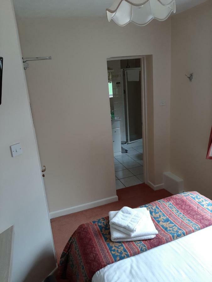 ניוברי The Pilgrim'S Guest House מראה חיצוני תמונה