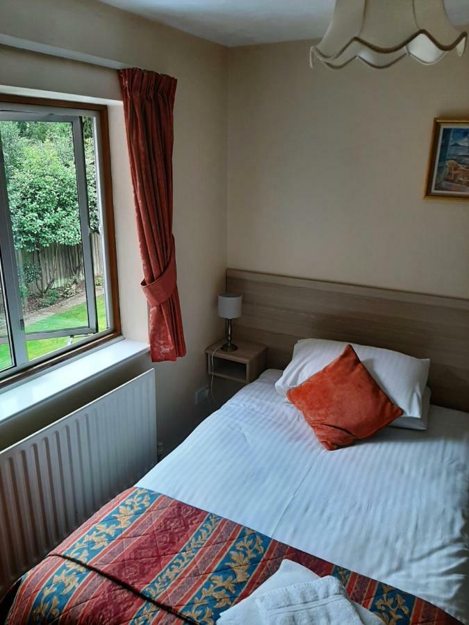 ניוברי The Pilgrim'S Guest House מראה חיצוני תמונה